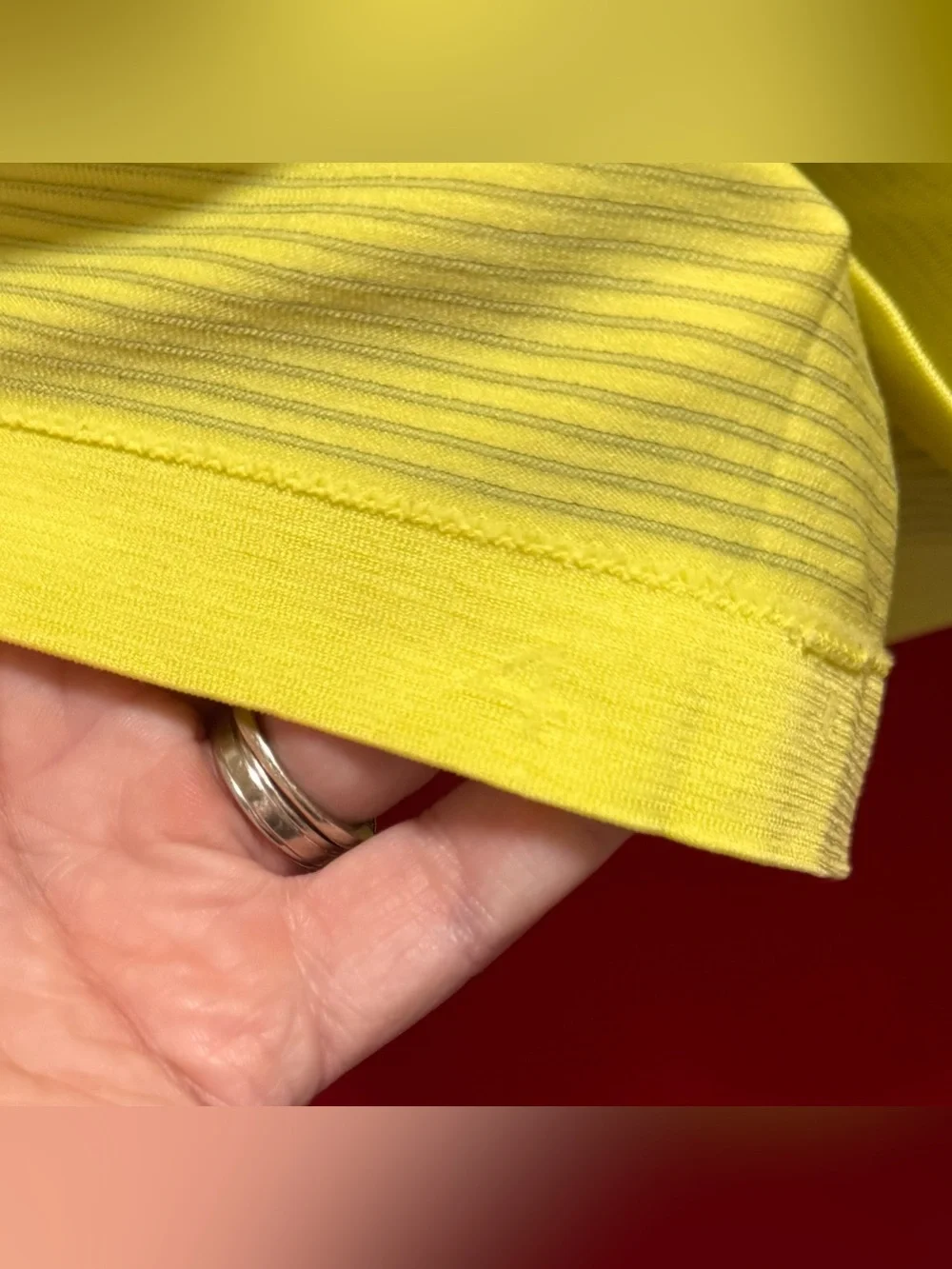 🍋#660- Lululemon Neon Yellow Short Sleeve Crewneck T Swiftly In EUC! Sz. 4